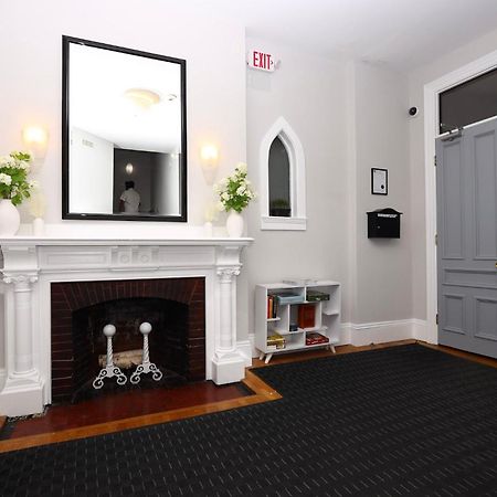 Large Stylish Newbury Street Studio W/ Kitchen Boston Ngoại thất bức ảnh